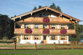 Ferienwohnungen Lohbinder Fam Holzer Rottach-Egern